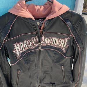 Harley Davidson Ladies motorcycle jacket 3 in 1 size small Excellent condition